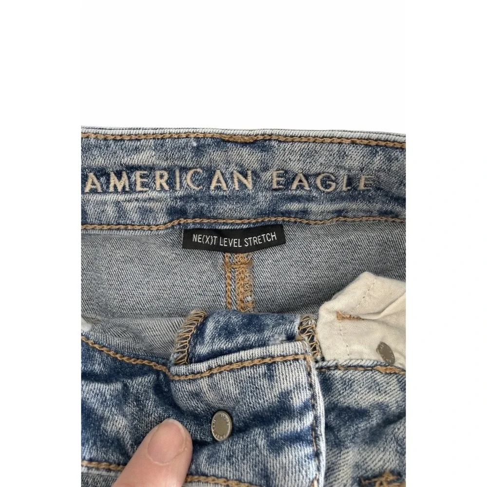American Eagle Midi Denim Shorts Womens 0 Light Blue Distressed Raw Hem